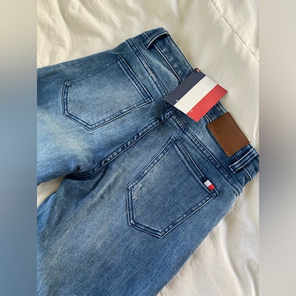 L’Ecole Des Femmes skinny jeans in medium wash NWT - Picture 4 of 5